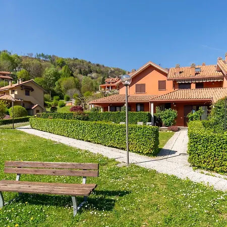 Panorama And Garden By Wonderful Italy Apartment